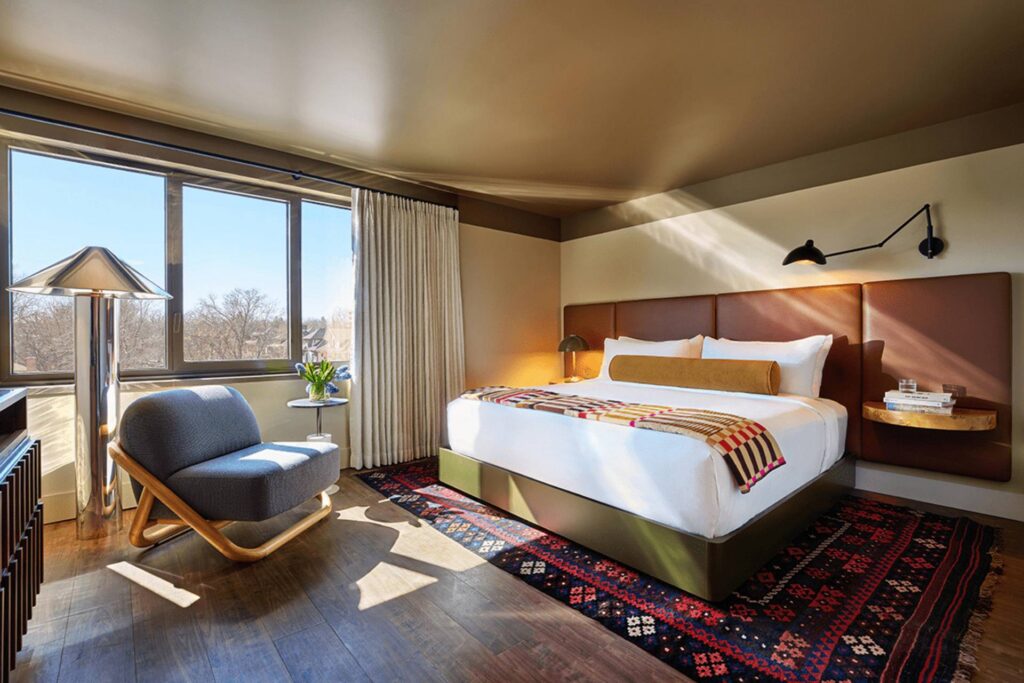 King Signature bedroom