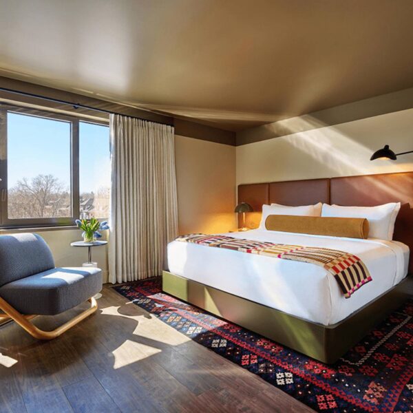 King Signature bedroom